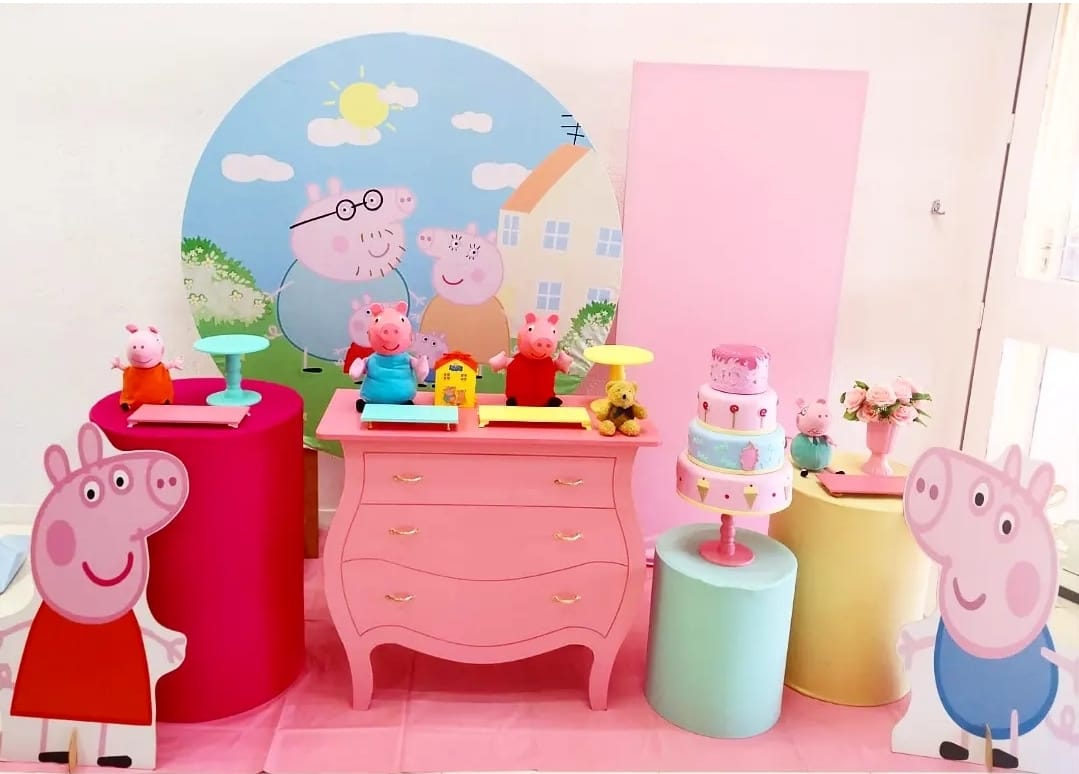 Peppa Pig com Arco de Balões